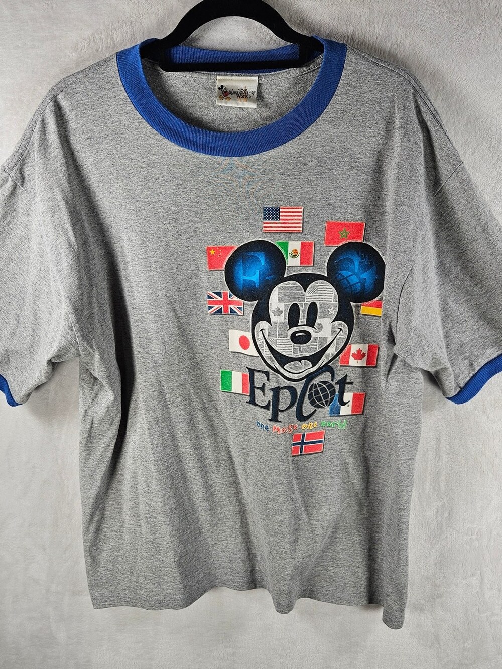 Vintage 90s Walt Disney World T-Shirt Epcot Mickey Mouse Gray Ringer Size Large